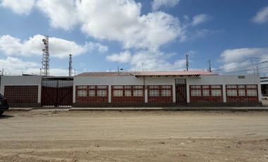 MILINA: ESQUINERA A 1 DE LA AVE PRINCIPAL