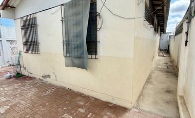 MILINA: ESQUINERA A 1 DE LA AVE PRINCIPAL