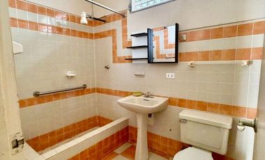 MILINA: ESQUINERA A 1 DE LA AVE PRINCIPAL