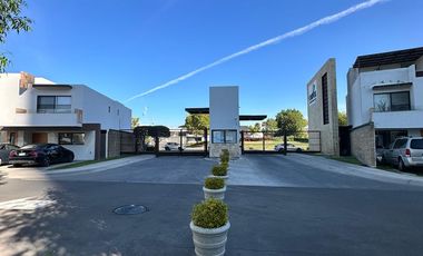 CASA EN RENTA EN SANTA FE JURIQUILLA QUERETARO