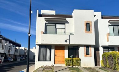 CASA EN RENTA EN SANTA FE JURIQUILLA QUERETARO