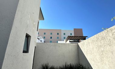 CASA EN RENTA EN SANTA FE JURIQUILLA QUERETARO