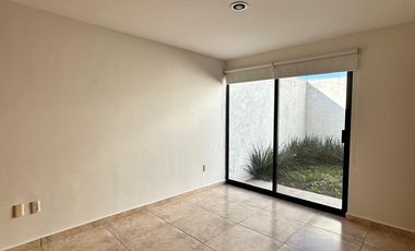CASA EN RENTA EN SANTA FE JURIQUILLA QUERETARO