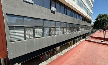 26-17 Terreno Avenida Calzada de Tlalpan, IH