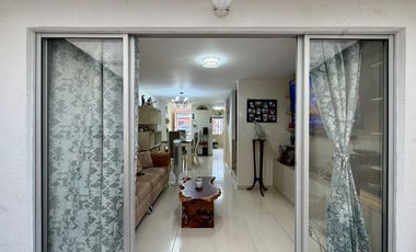 Extraordinaria casa en la Avenida Sur con 103 m2 y 3 alcobas. Av. de las Américas. Homecenter. Pereira - Colombia.