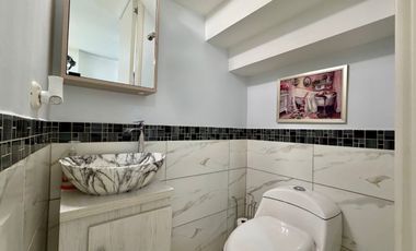 Extraordinaria casa en la Avenida Sur con 103 m2 y 3 alcobas. Av. de las Américas. Homecenter. Pereira - Colombia.