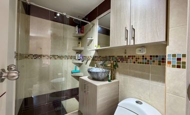 Extraordinaria casa en la Avenida Sur con 103 m2 y 3 alcobas. Av. de las Américas. Homecenter. Pereira - Colombia.