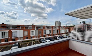 Extraordinaria casa en la Avenida Sur con 103 m2 y 3 alcobas. Av. de las Américas. Homecenter. Pereira - Colombia.