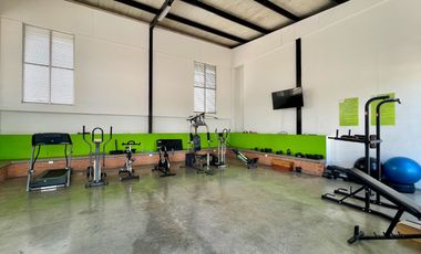 Extraordinaria casa en la Avenida Sur con 103 m2 y 3 alcobas. Av. de las Américas. Homecenter. Pereira - Colombia.