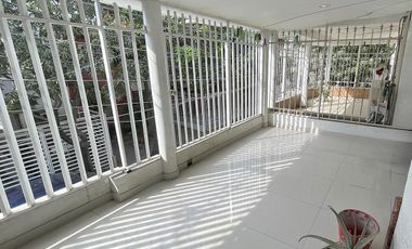 Casa en Venta en el Sector Andrea Carolina, Remodelada, Santa Marta