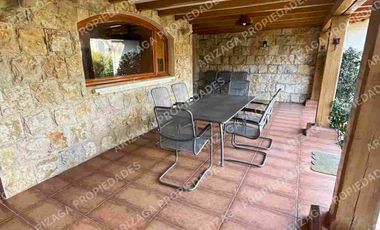 Rento casa estilo mediterráneo