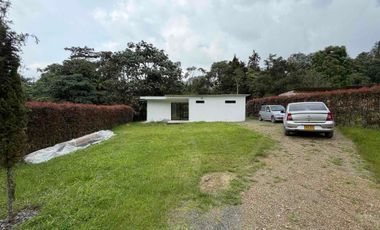 SE ARRIENDA APARTAESTUDIO CAMPESTRE EN SECTOR BALSORA VÍA ARMENIA.