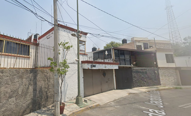 Casa En Remate Bancario- Periodista, Benito Juárez, Cdmx.