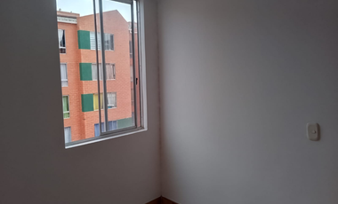 🛏️✅ Apartamento remodelado en piso 5 – Conjunto Clavel 1, Ciudad Verde