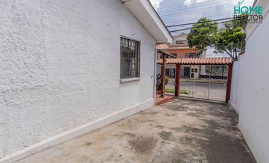 CASA RENTERA EN VENTA – CIUDADELA ABDÓN CALDERÓN - Cuenca