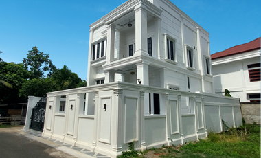 Dijual Rumah Classic Mewah Posisi Hook di Mibo Kota Banda Aceh - Exclusive Hanya 1 Unit!