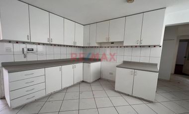 DEPARTAMENTO EN  VENTA  SURCO - LAS GARDENIAS