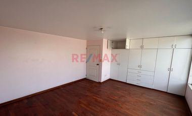 DEPARTAMENTO EN  VENTA  SURCO - LAS GARDENIAS