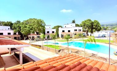 Se vende casa en Cuernavaca, Condominio, alberca, Ahuatepec