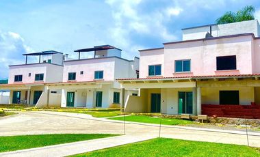 Se vende casa en Cuernavaca, Condominio, alberca, Ahuatepec