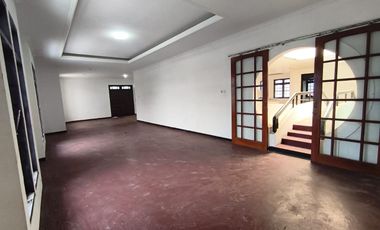 JUAL SEWA RUMAH MEWAH KERTAJAYA INDAH TIMUR