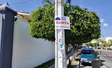 EXCELENTE CASA RENTA AMUEBLADA  AV NACIONES UNIDAS COTO MALLORCA ZAPOPAN JAL