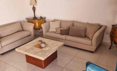 EXCELENTE CASA RENTA AMUEBLADA  AV NACIONES UNIDAS COTO MALLORCA ZAPOPAN JAL