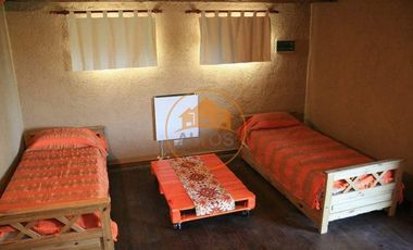 CASA IMPONENTE, AMUEBLADA, VISTA LAGO LOS MOLINOS -POTRERO DE GARAY-ESCRITURA