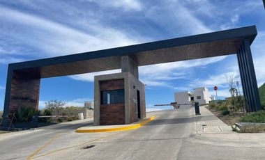 Terreno residencial bvld cuahuatemoc, santa paula