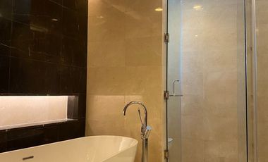 Two Roxas Triangle TRT 3BR Condo Rent Makati City