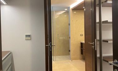 Two Roxas Triangle TRT 3BR Condo Rent Makati City