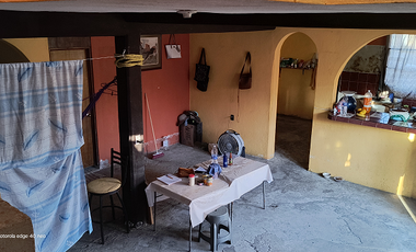 Casa en dos niveles desplantada en un terreno de 757.5 m2 en Acapulco, Gro.