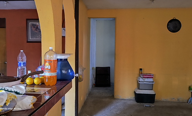 Casa en dos niveles desplantada en un terreno de 757.5 m2 en Acapulco, Gro.