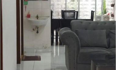 DISEWAKAN RUMAH FULL FURNISHED DI KOMPLEK SETRADAGO ANTAPANI KOTA BANDUNG