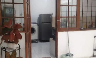 DISEWAKAN RUMAH FULL FURNISHED DI KOMPLEK SETRADAGO ANTAPANI KOTA BANDUNG