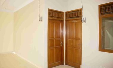 Disewakan Rumah 2 lantai di Kayu Manis Matraman Jakarta Pusat