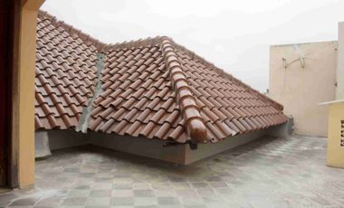 Disewakan Rumah 2 lantai di Kayu Manis Matraman Jakarta Pusat