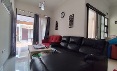 Rumah 2Lt 3 kamar tidur di arcamanik antapani dkt cikutra dan kiaracondong