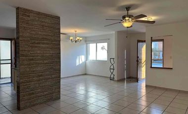 CASA EN RENTA PRIVANZAS TEZAL