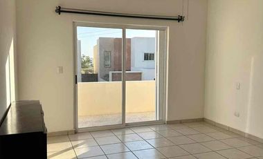 CASA EN RENTA PRIVANZAS TEZAL