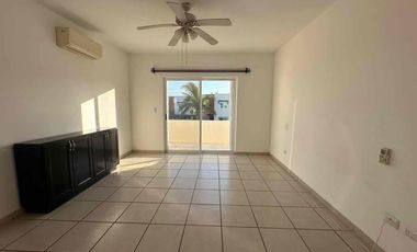 CASA EN RENTA PRIVANZAS TEZAL