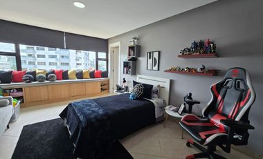 DEPARTAMENTO DE LUJO FRENTE AL MAR