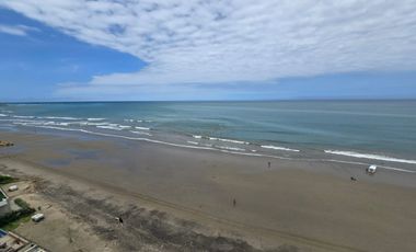 DEPARTAMENTO DE LUJO FRENTE AL MAR