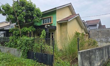 Dijual rumah lokasi strategis dalam komplek perumahan
