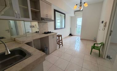 Apartemen The Springlake Summarecon Bekasi, Type 2BR Semifurnish, Siap Huni, Sudah SHM, Harga Nego Tipis