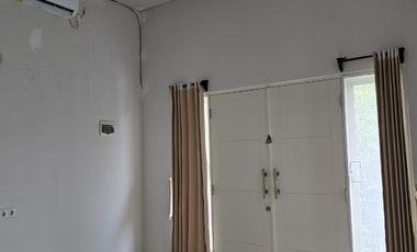 Disewakan Rumah 2 Lantai Citraland Utama