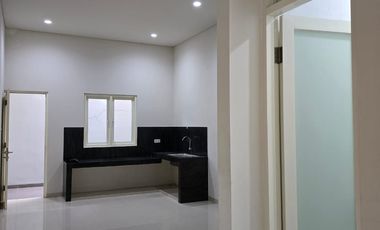 Disewakan Rumah 2 Lantai Citraland Utama