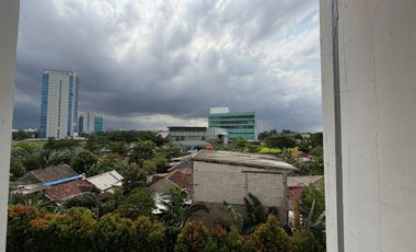 Apartemen The Springlake Summarecon Bekasi, Type 3BR Unfurnish, Siap Huni, Lantai 2 Langsung Akses Pool, Jual Rugi Harga Nego