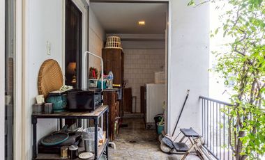 A beautiful cozy  large 3 Bedrooms  + 3 bathrooms for sale & Rent in Sukhumvit soi 24 only 600 meters walk from BTS Phromphong
