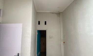 Take Over Rumah dkt Tol Sawangan Antasari Depok di Diamond Lake Side